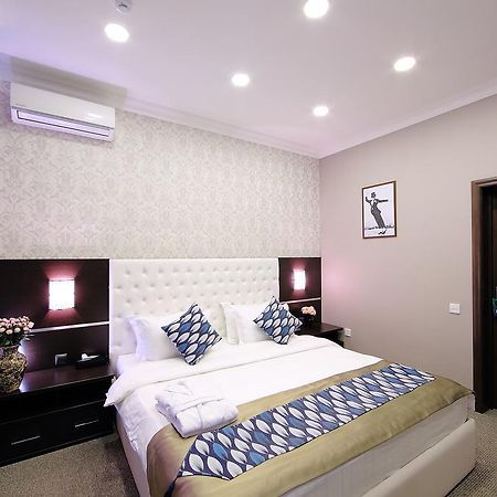 Premier Hotel Bichkek Extérieur photo