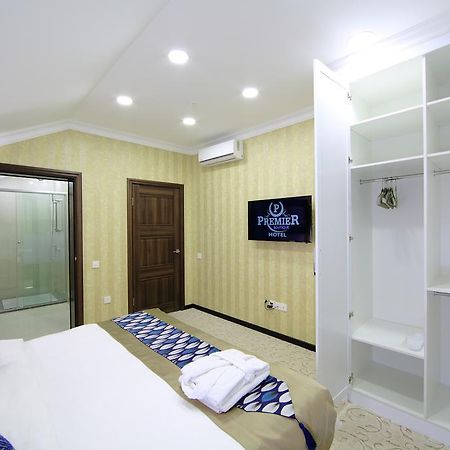 Premier Hotel Bichkek Extérieur photo