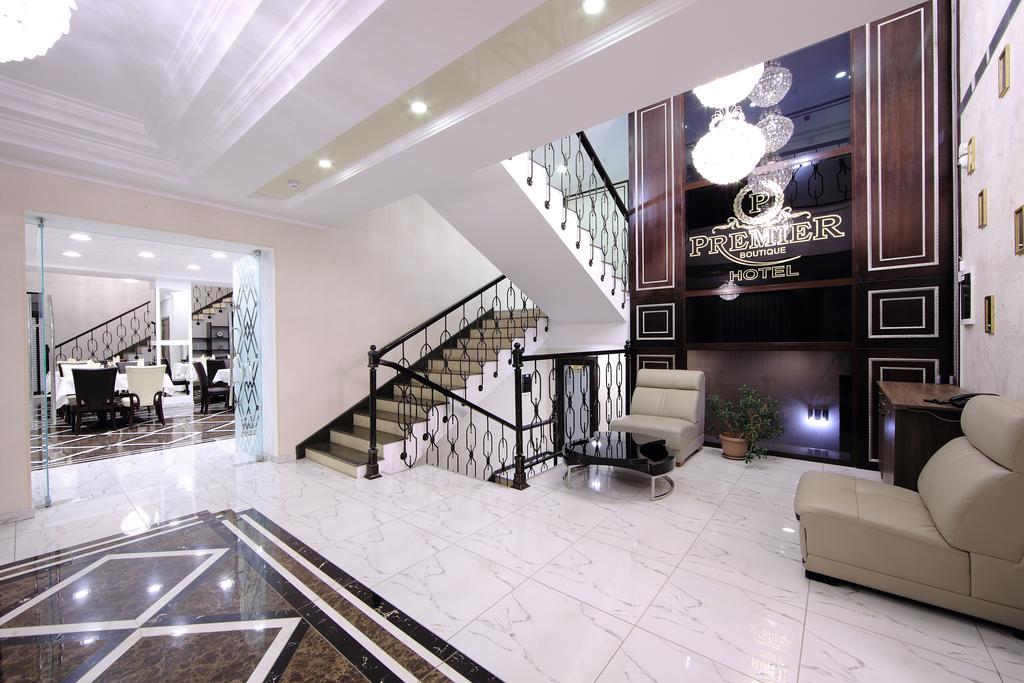 Premier Hotel Bichkek Extérieur photo
